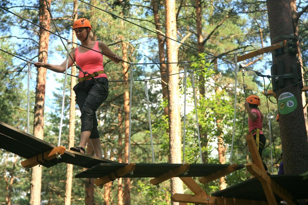 Sajutu Parka Hostelis Valmiera Exteriör bild